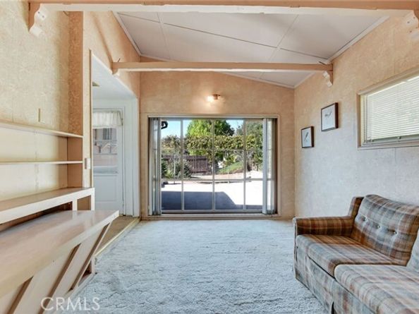 8939 Oswego Street, Sunland (los Angeles) CA 91040