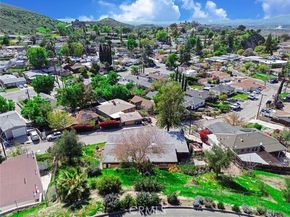 8939 Oswego Street, Sunland (los Angeles) CA 91040