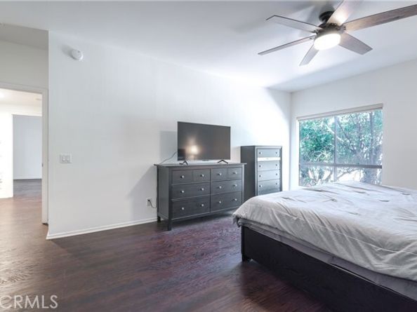 19029 Nordhoff Street 108, Northridge (los Angeles) CA 91324