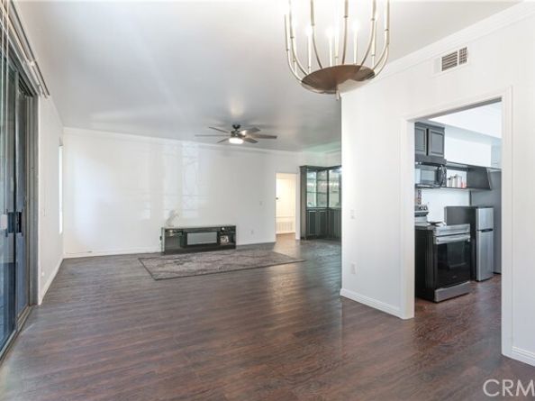 19029 Nordhoff Street 108, Northridge (los Angeles) CA 91324