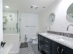 19029 Nordhoff Street 108, Northridge (los Angeles) CA 91324