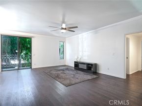 19029 Nordhoff Street 108, Northridge (los Angeles) CA 91324