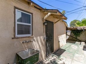 5656 Cartwright, North Hollywood (los Angeles) CA 91601