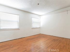 5656 Cartwright, North Hollywood (los Angeles) CA 91601