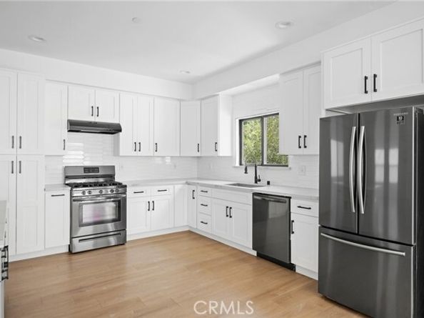 5826 Craner Avenue, North Hollywood (los Angeles) CA 91601