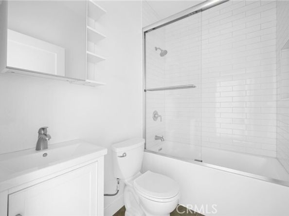 5826 Craner Avenue, North Hollywood (los Angeles) CA 91601