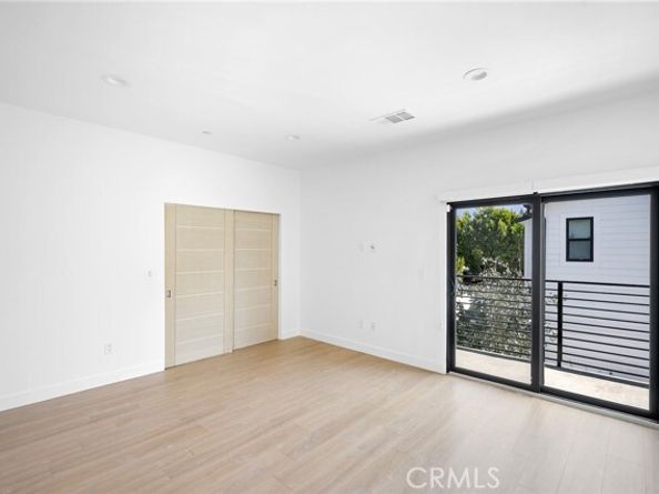 5826 Craner Avenue, North Hollywood (los Angeles) CA 91601