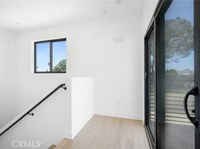 5826 Craner Avenue, North Hollywood (los Angeles) CA 91601