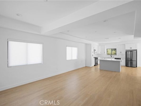 5826 Craner Avenue, North Hollywood (los Angeles) CA 91601