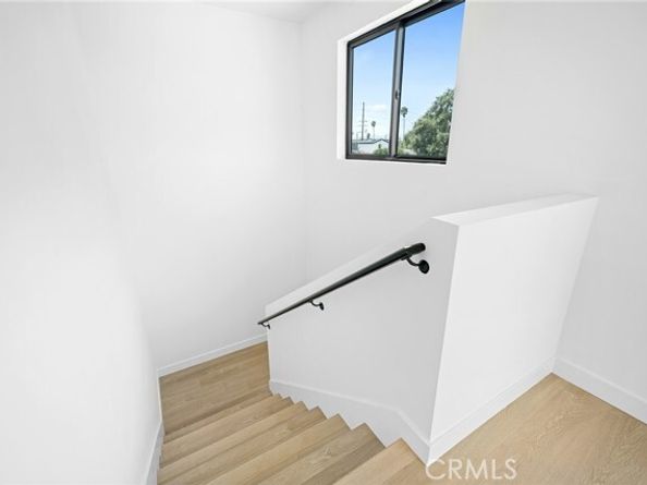 5826 Craner Avenue, North Hollywood (los Angeles) CA 91601