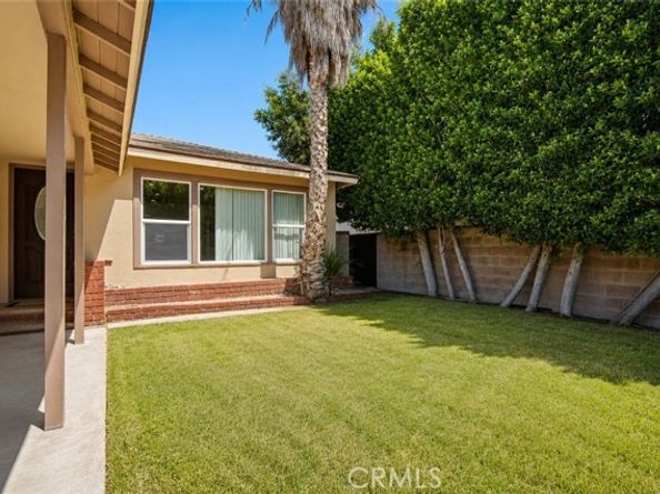 7112 Teesdale, Los Angeles CA 91605