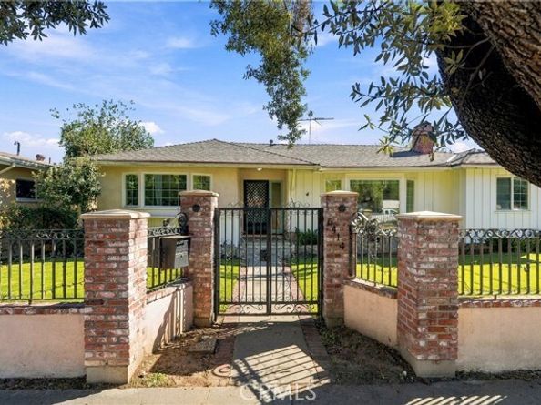 6414 Corbin Avenue, Reseda (los Angeles) CA 91335