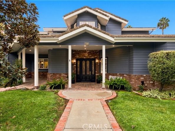 116 Country Club, Burbank CA 91501