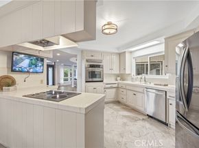 16711 Knollwood, Granada Hills (los Angeles) CA 91344