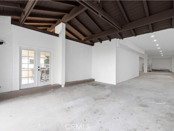 16711 Knollwood, Granada Hills (los Angeles) CA 91344