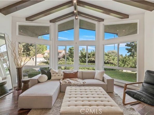 16711 Knollwood, Granada Hills (los Angeles) CA 91344