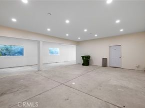 16711 Knollwood, Granada Hills (los Angeles) CA 91344