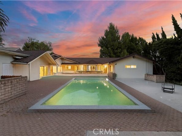 16711 Knollwood, Granada Hills (los Angeles) CA 91344