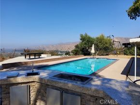 9050 Mulberry Drive, Sunland (los Angeles) CA 91040