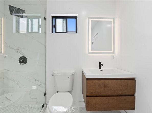 2228 W 73rd, Los Angeles CA 90043