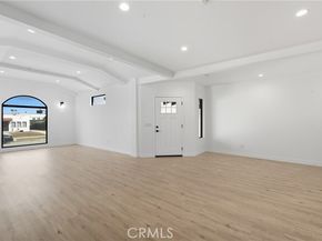 2228 W 73rd, Los Angeles CA 90043