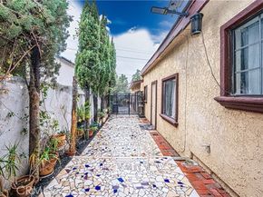 10334 Tujunga Canyon Blvd, Tujunga (los Angeles) CA 91041