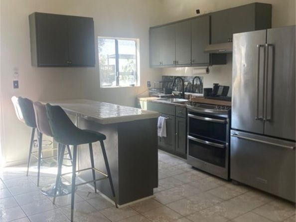 10334 Tujunga Canyon Blvd, Tujunga (los Angeles) CA 91041