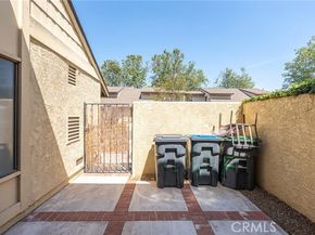 2620 Tustin Avenue F, Santa Ana CA 92705