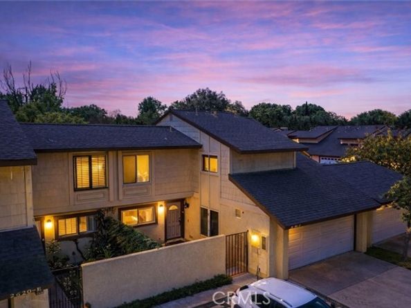 2620 Tustin Avenue F, Santa Ana CA 92705