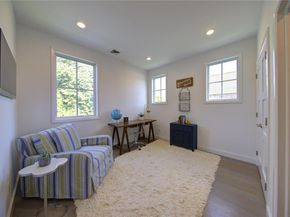2 Crystal Mews Lane, East Hampton NY 11937
