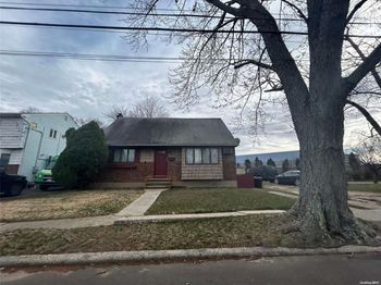 89 Sherman Avenue