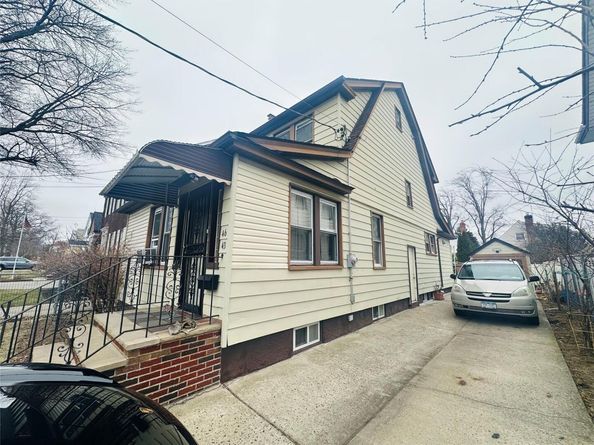 46-43 157 st, Flushing NY 11355