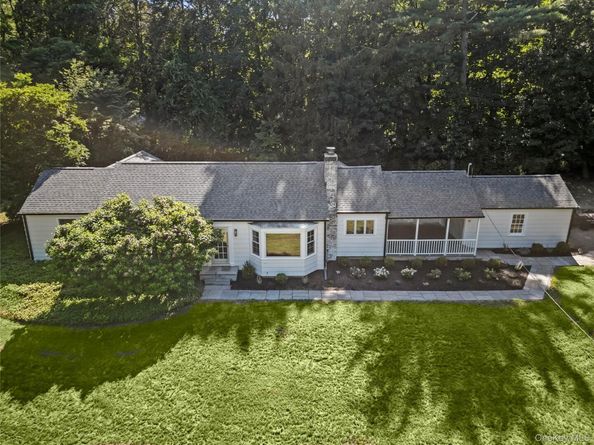 10 Barnes Lane, Chappaqua NY 10514