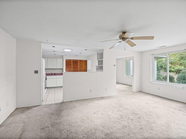 269 Brettonwoods Drive 269, Coram NY 11727