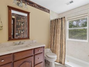3 Heidi Lane, Mount Sinai NY 11766