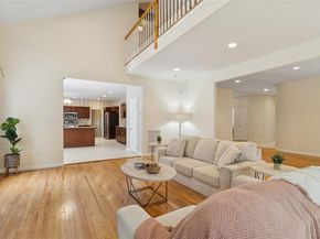 3 Heidi Lane, Mount Sinai NY 11766