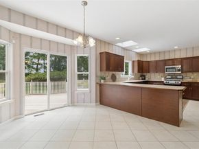 3 Heidi Lane, Mount Sinai NY 11766
