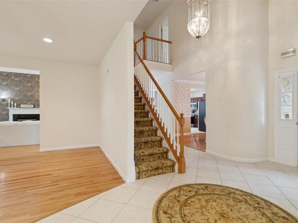 3 Heidi Lane, Mount Sinai NY 11766