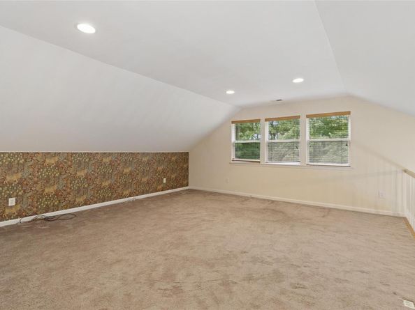 3 Heidi Lane, Mount Sinai NY 11766