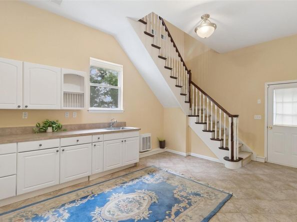 3 Heidi Lane, Mount Sinai NY 11766