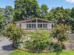 11 Beverly Lane, Peekskill NY 10566