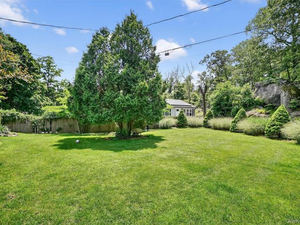 11 Beverly Lane, Peekskill NY 10566