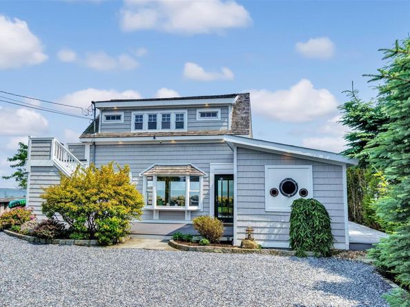 12910 Main Road, East Marion NY 11939