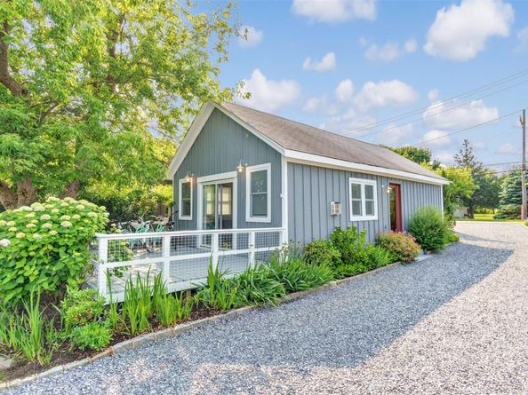 12910 Main Road, East Marion NY 11939