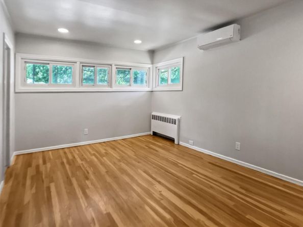571 Richmond Road, East Meadow NY 11554