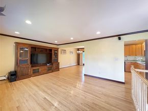 9 Grossman Street, Melville NY 11747