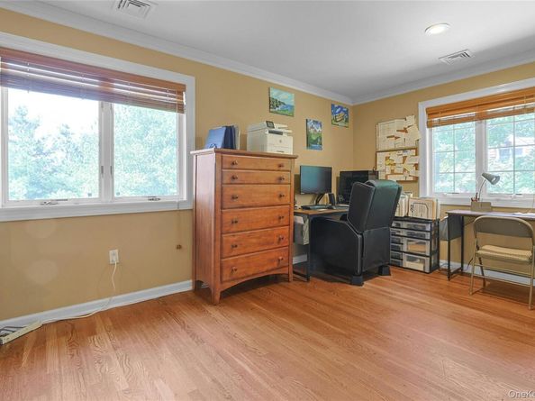 138 Whittier Drive, Thornwood NY 10594