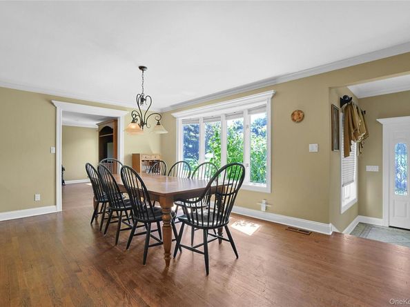 138 Whittier Drive, Thornwood NY 10594