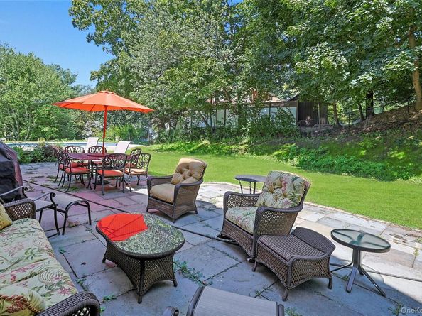 138 Whittier Drive, Thornwood NY 10594