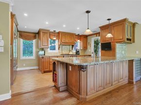 138 Whittier Drive, Thornwood NY 10594